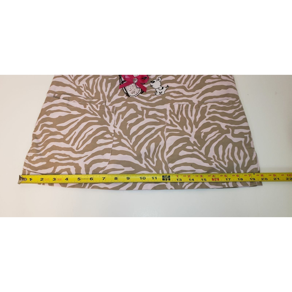 Betty Boop Scrub Top - Picture 12 of 12